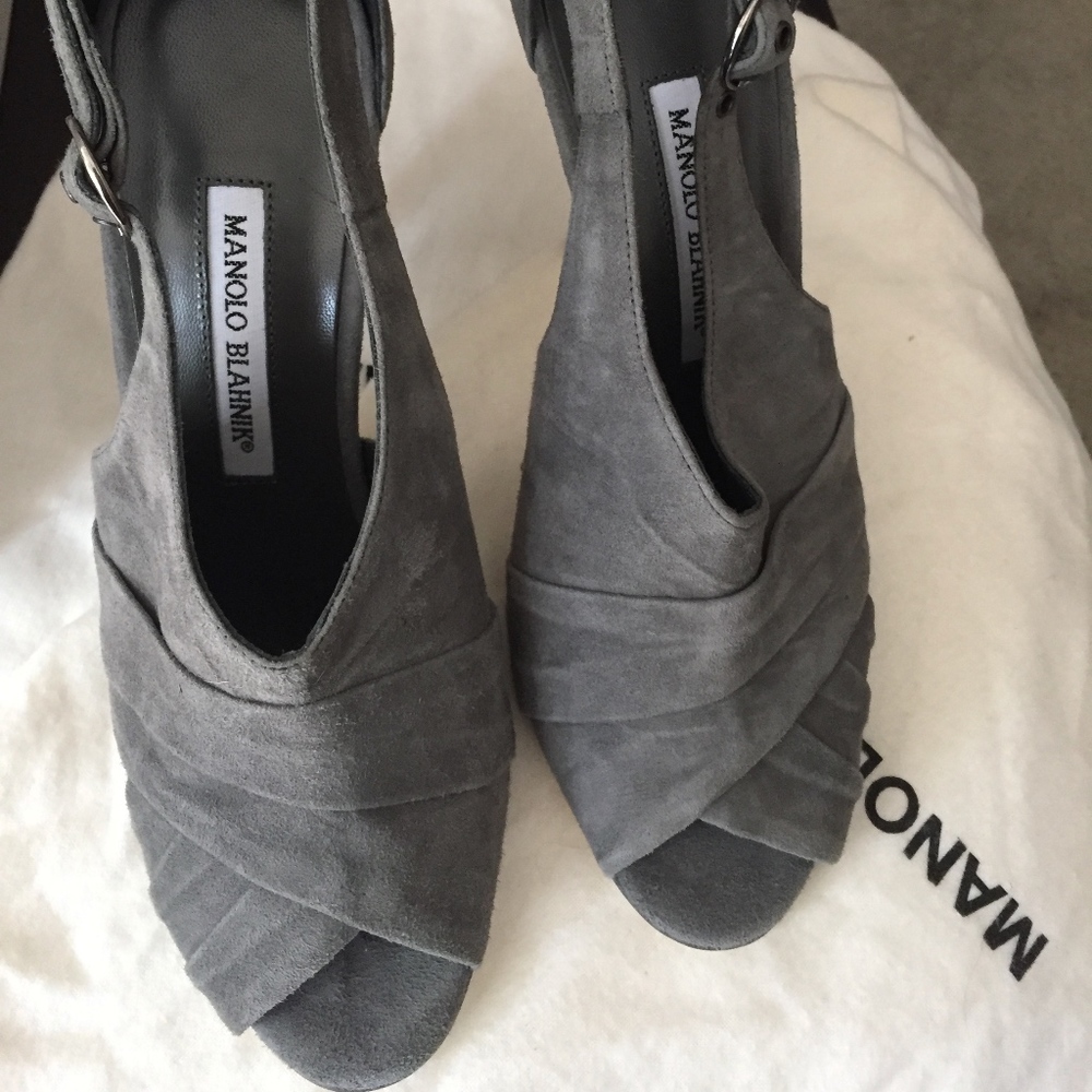 Manolo Blahnik Gray Suede Peep Toe Heels - Picture 8 of 8